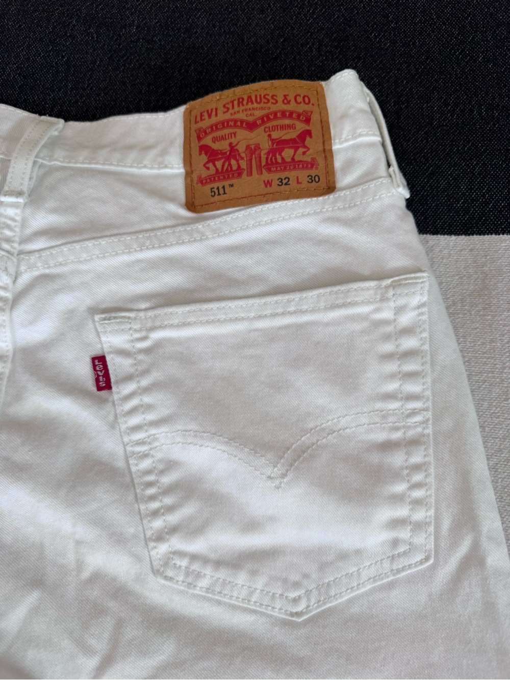 Levi's 511 White Slim Jeans size 32 X 30